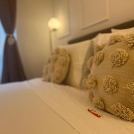 Regina Milano In Bocconi Apartment Ngoại thất bức ảnh
