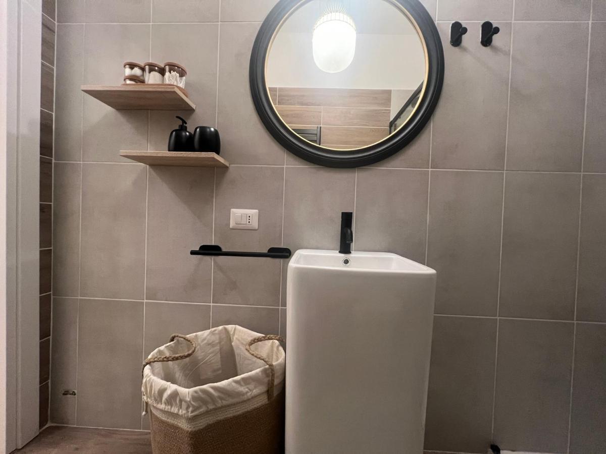 Regina Milano In Bocconi Apartment Ngoại thất bức ảnh